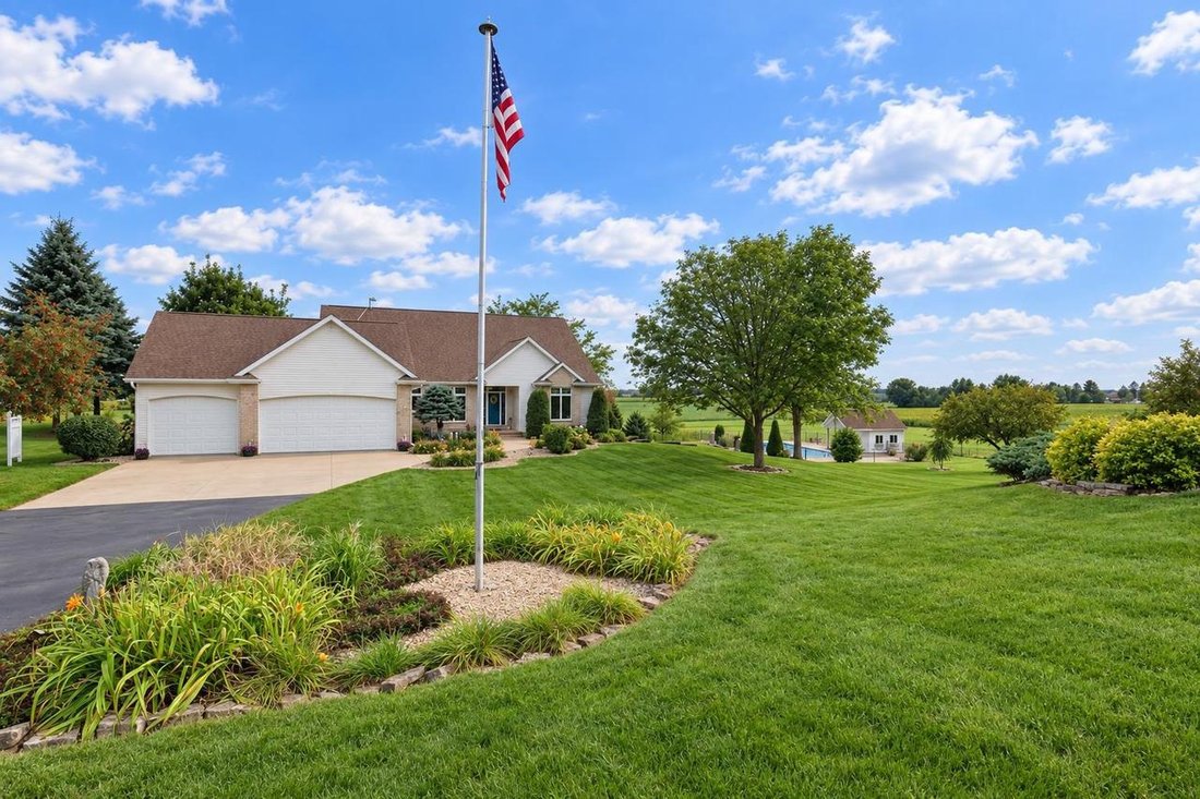 House in Hortonville, Wisconsin, United States 1 - 18829147