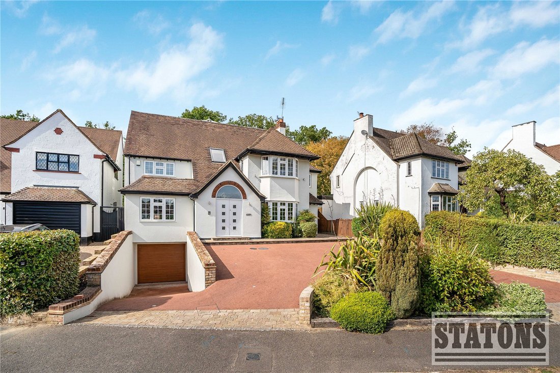 Haus in Ferney Hill, London Borough of Enfield, England 1 - 17551684