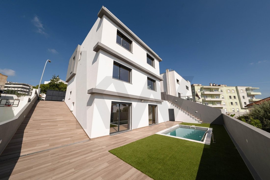 House in Porto Salvo, Lisbon, Portugal 3 - 18830247
