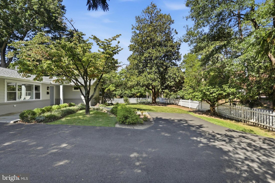 House in Fort Hunt, Virginia, United States 4 - 18829008