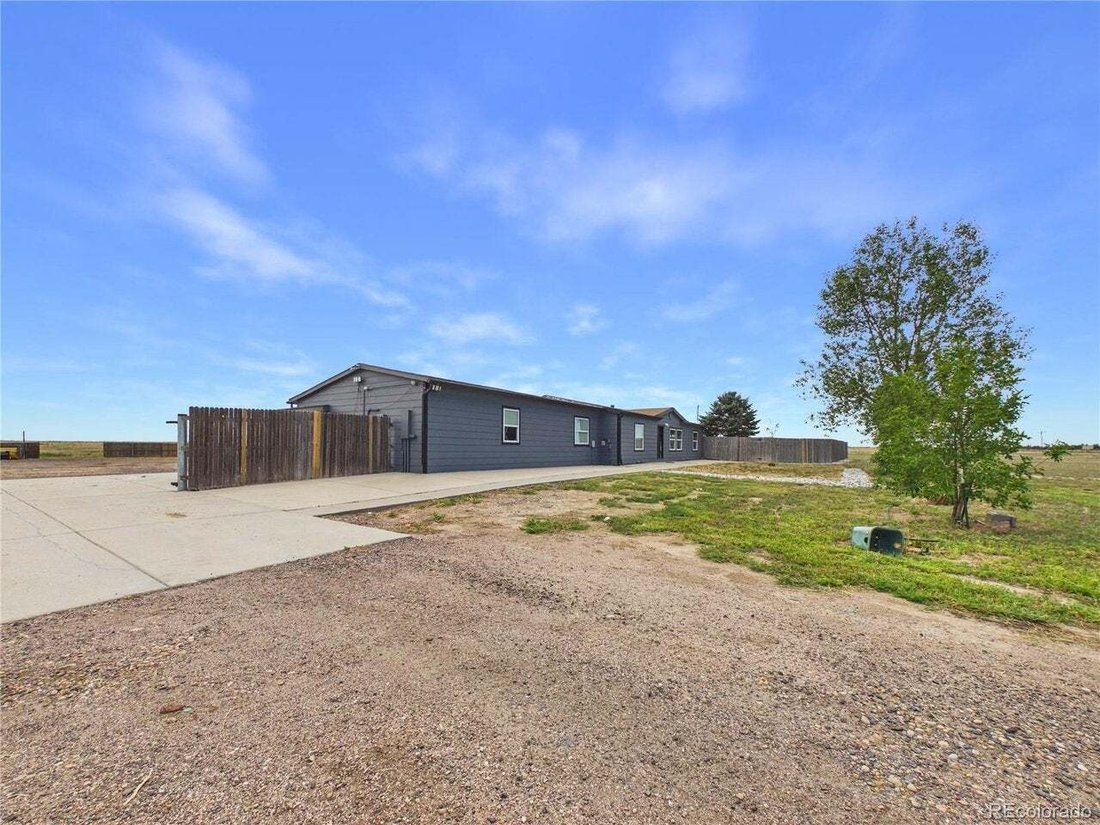 Terreno a Bennett, Colorado, Stati Uniti 1 - 18829941