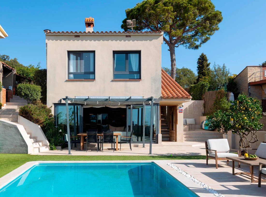 Villa in Alella, Katalonien, Spanien 3 - 18830195