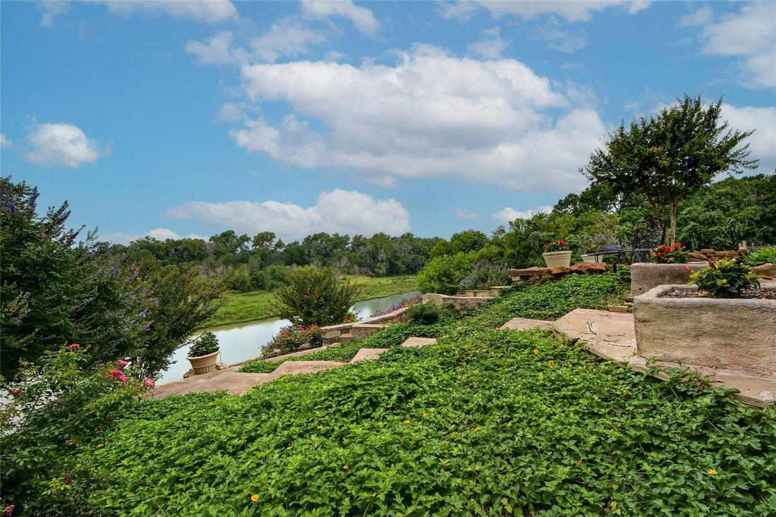 House in Bastrop, Texas, United States 1 - 18829480