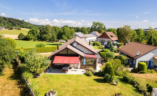 Casa a Vucherens, Vaud, Svizzera 1