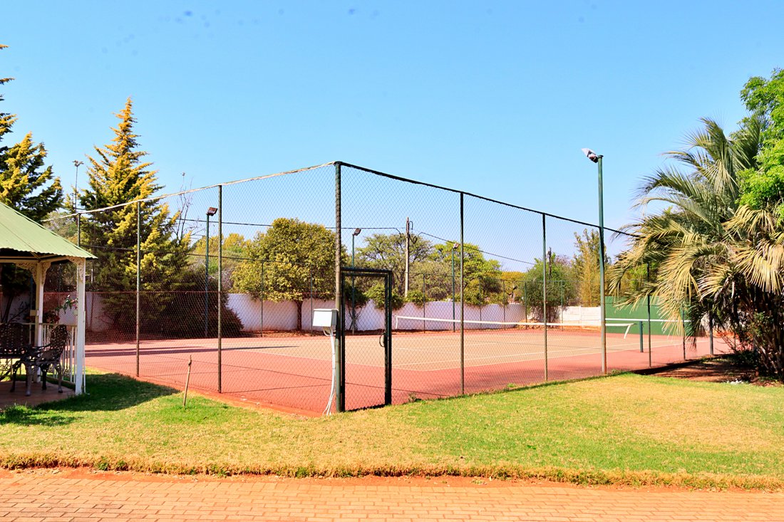 Casa en Klerksdorp, Noroeste, Sudáfrica 4 - 18830353