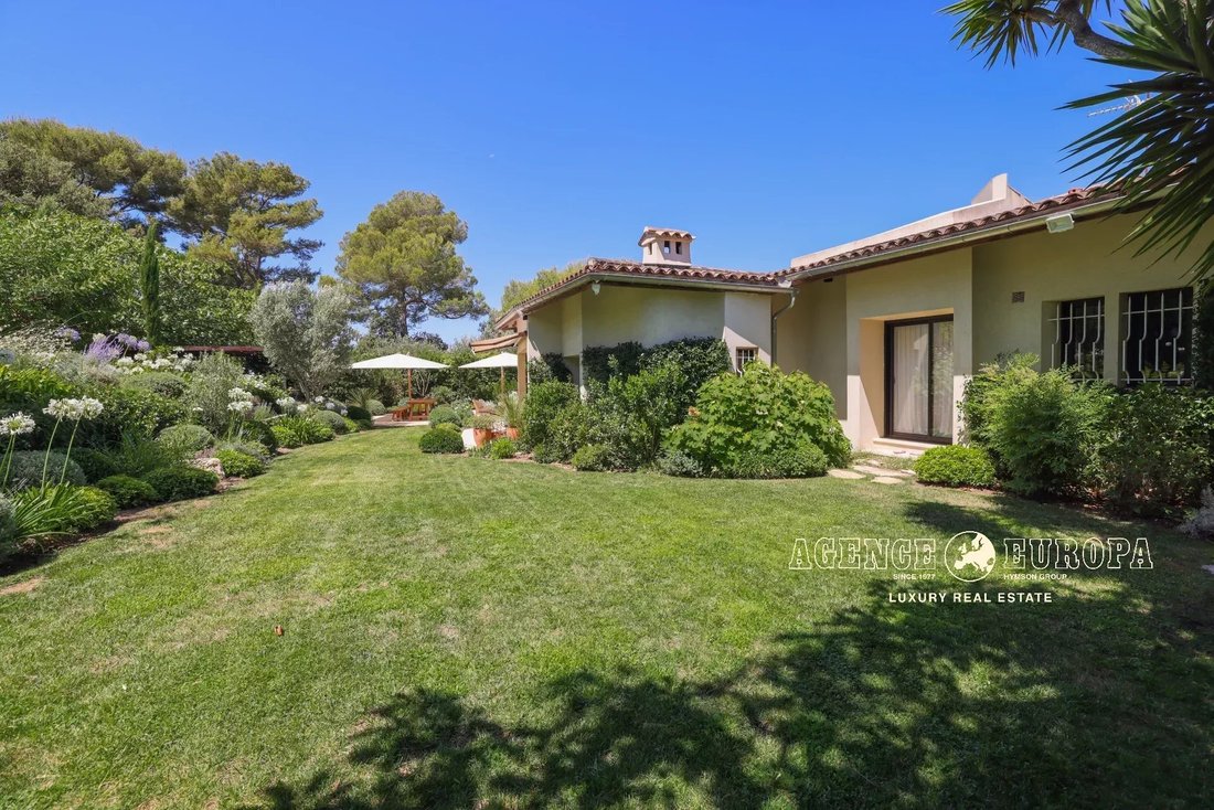Villa en Mougins, Provenza-Alpes-Costa Azul, Francia 5 - 18829704