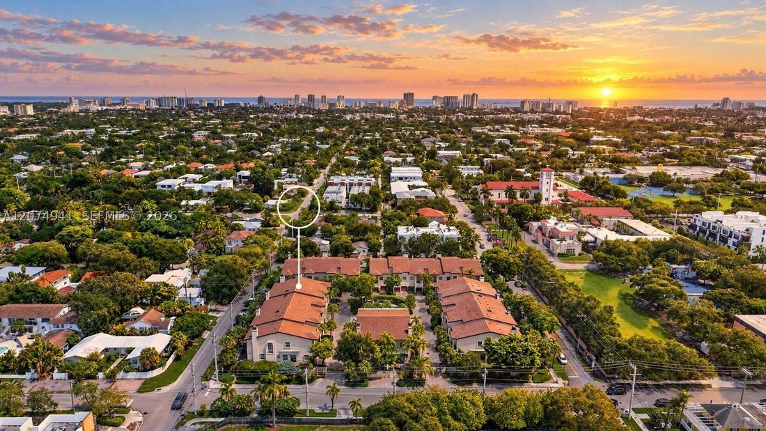 Maison de ville à Fort Lauderdale, Floride, États-Unis 2 - 18829556