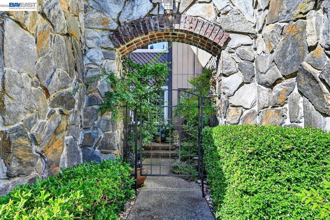Maison de ville à Danville, Californie, États-Unis 2 - 18829563