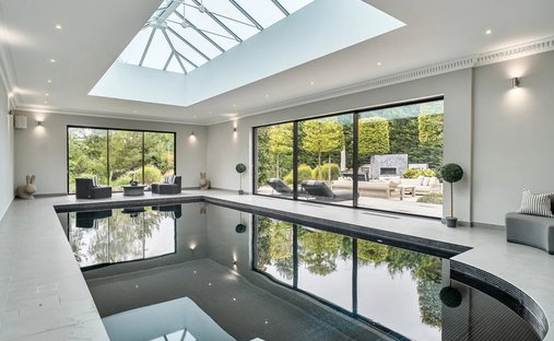 Casa en Oxshott, Elmbridge, Inglaterra 1