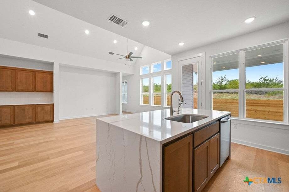 House in Austin, Texas, United States 4 - 17898381