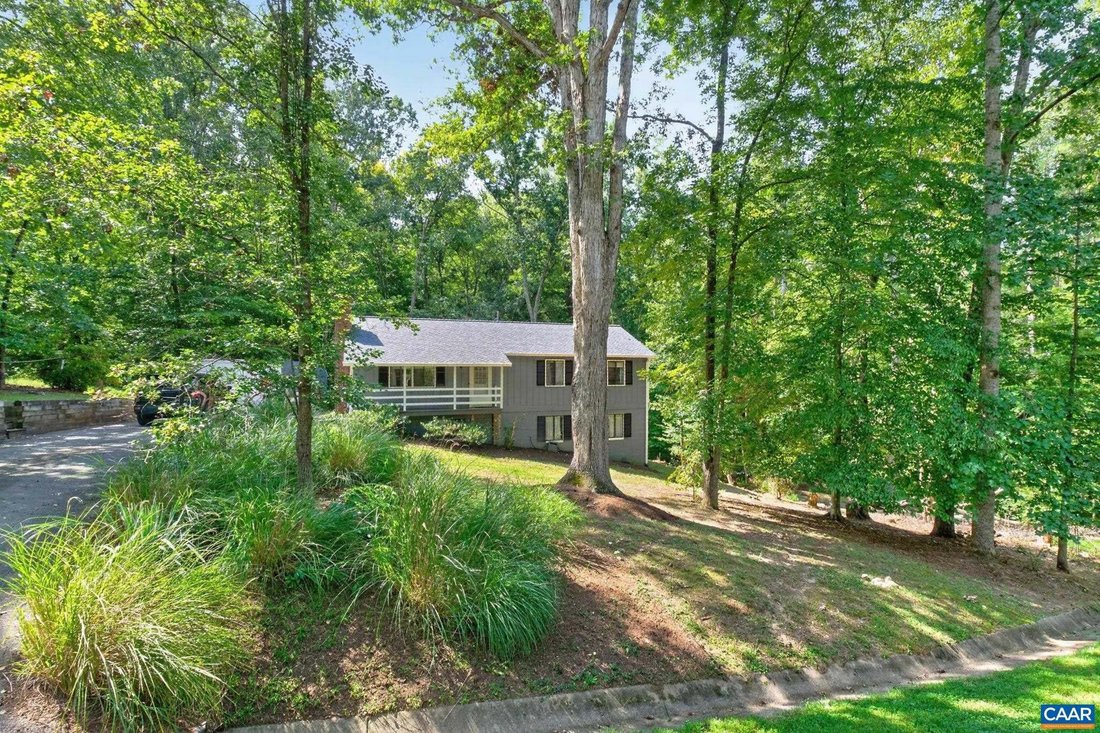 House in Charlottesville, Virginia, United States 3 - 18829515