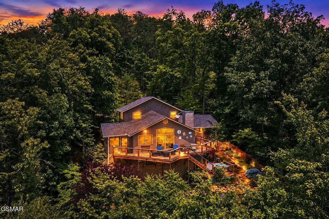 House in Gatlinburg, Tennessee, United States 2 - 18829879