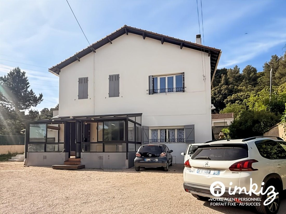 Casa en La Barasse, Marsella, Provenza-Alpes-Costa Azul 2 - 18829413