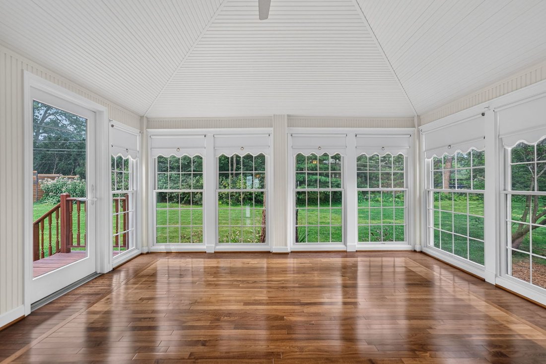 House in Roselle, Illinois, United States 5 - 18830097