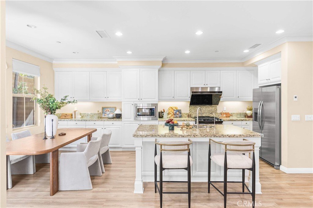 Condo in Irvine, California, United States 3 - 18830357