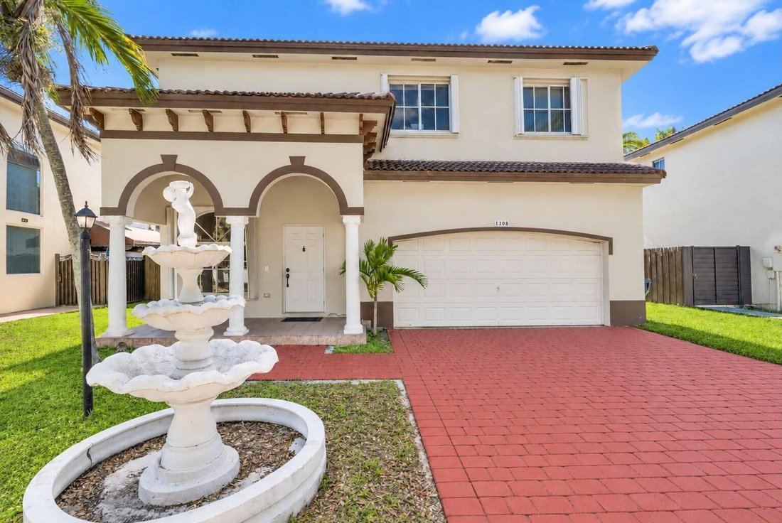 House in Miami, Florida, United States 1 - 18659313