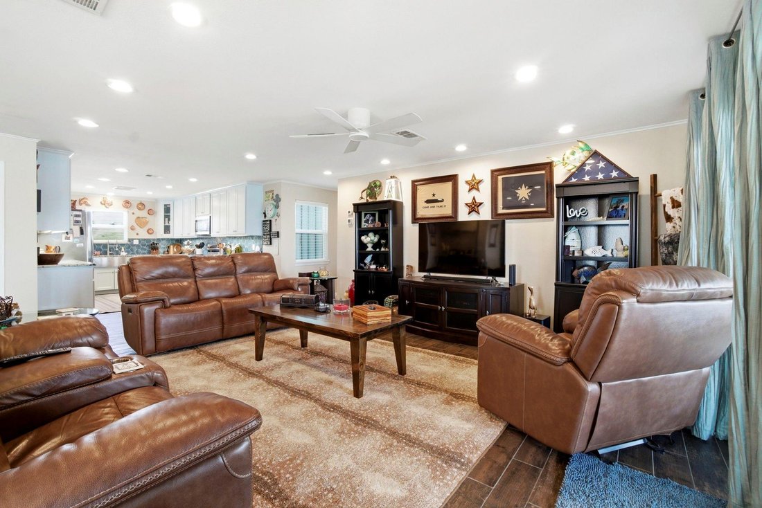 House in Onalaska, Texas, United States 5 - 18829785