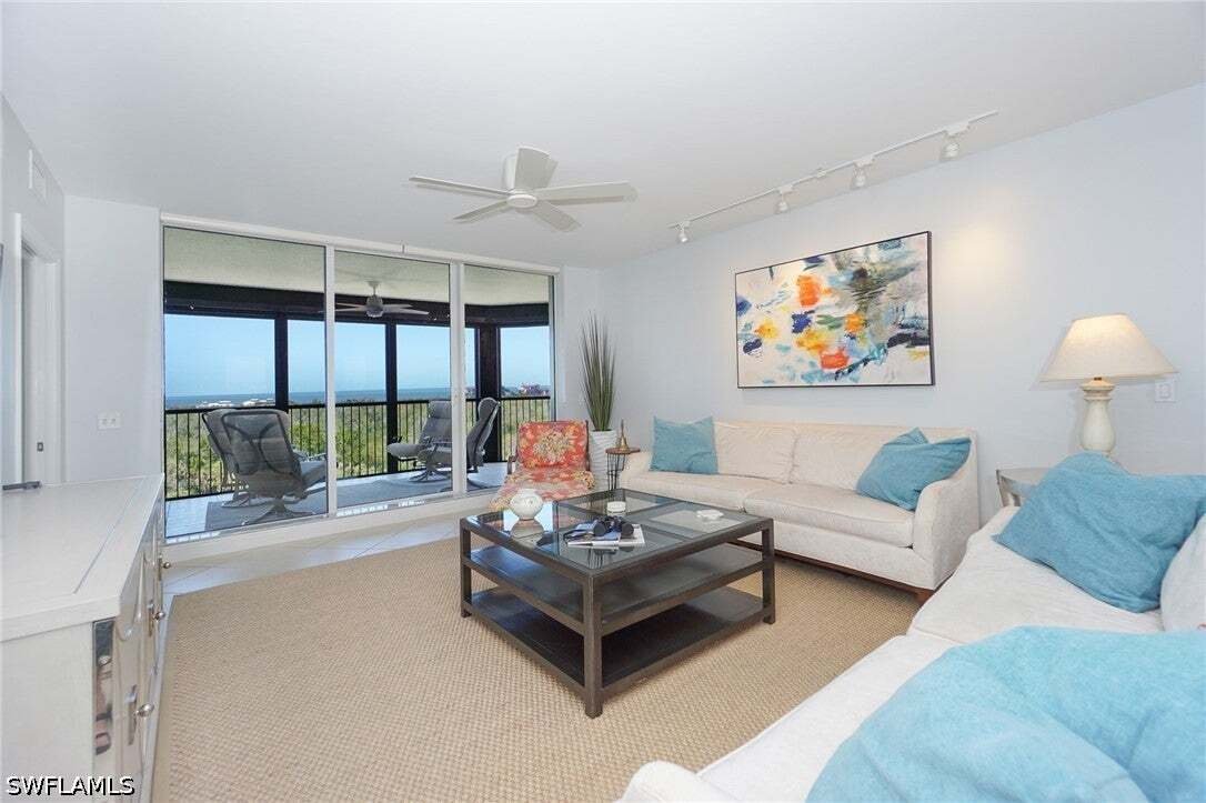 Condo in Naples, Florida, United States 2 - 18829207