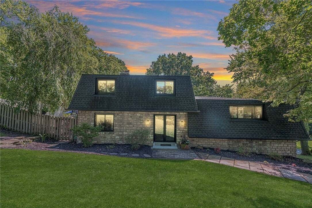 House in Franklin Park, Pennsylvania, United States 1 - 18829090