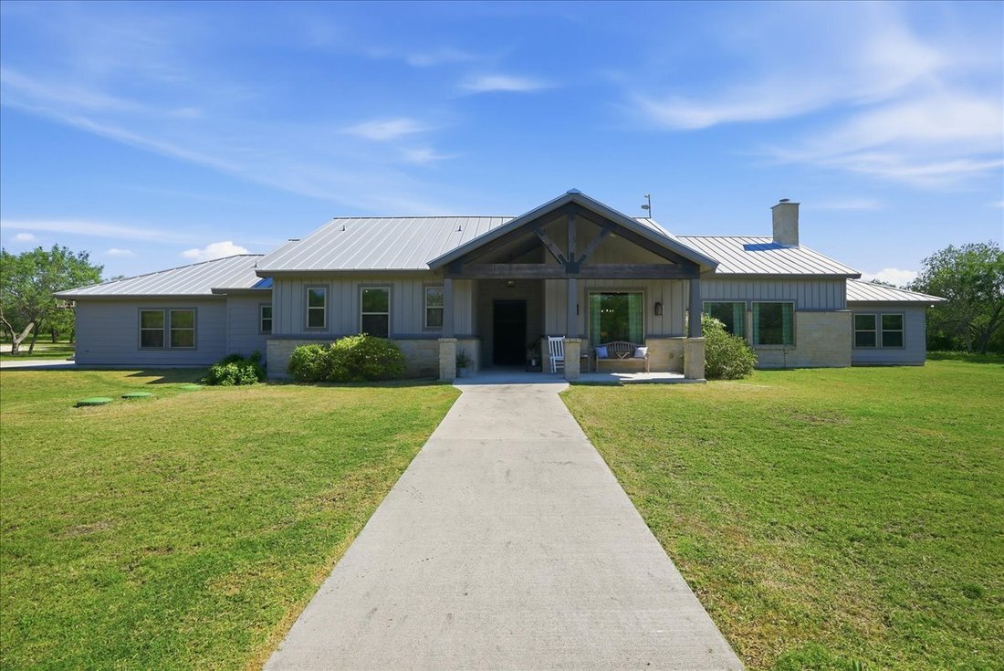 House in Junction City, Texas, United States 2 - 18831745