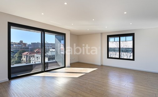 Apartment in Cedofeita, Santo Ildefonso, Se, Miragaia, Sao Nicolau e Vitoria, Porto District, Portugal 1