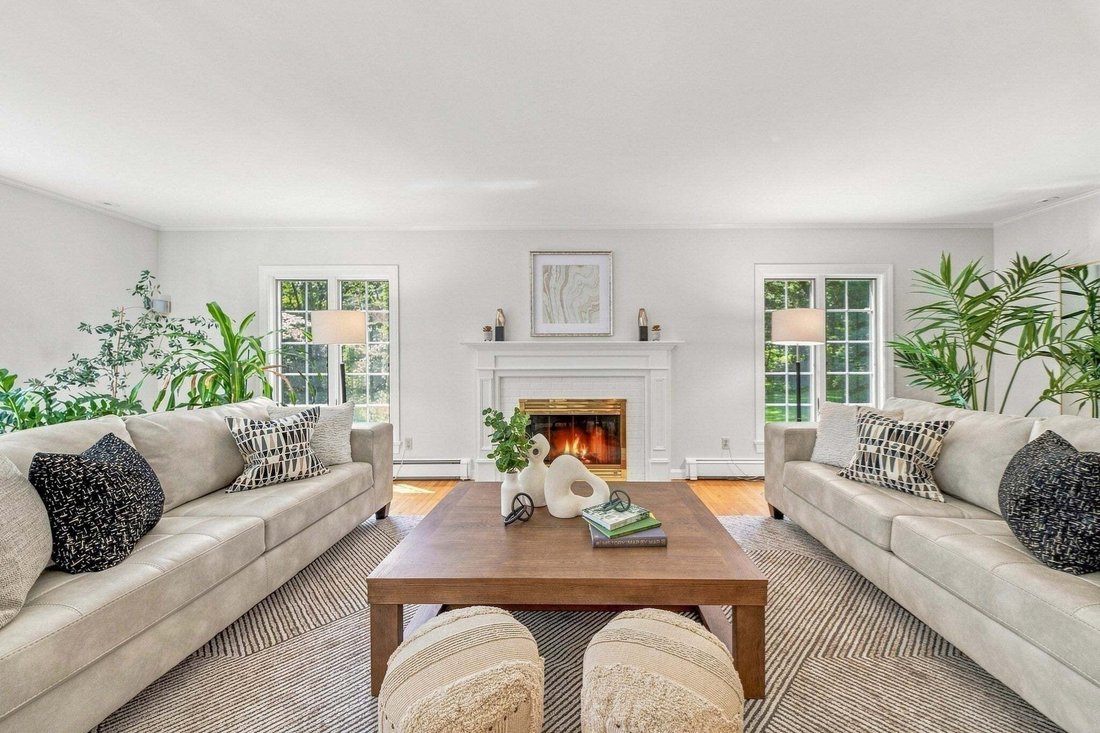House in Weston, Massachusetts, United States 5 - 18632779