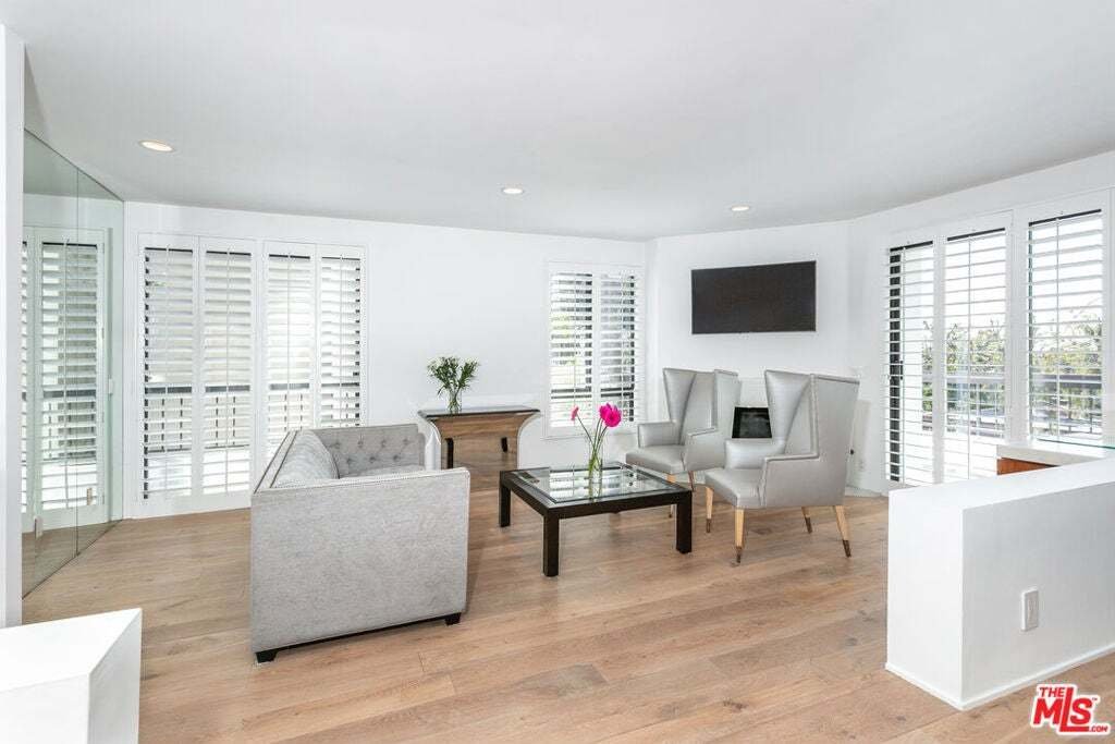 Appartement à Los Angeles, Californie, États-Unis 1 - 18832252