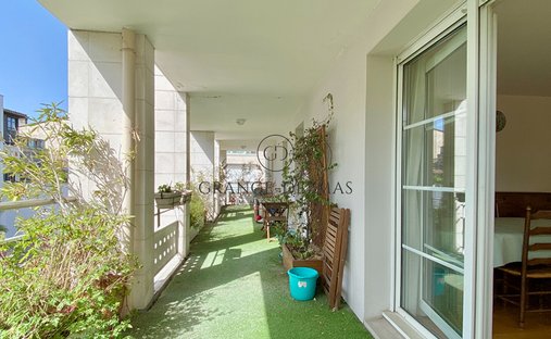 Apartment in Le Lac-Bacalan, Bordeaux, France 1