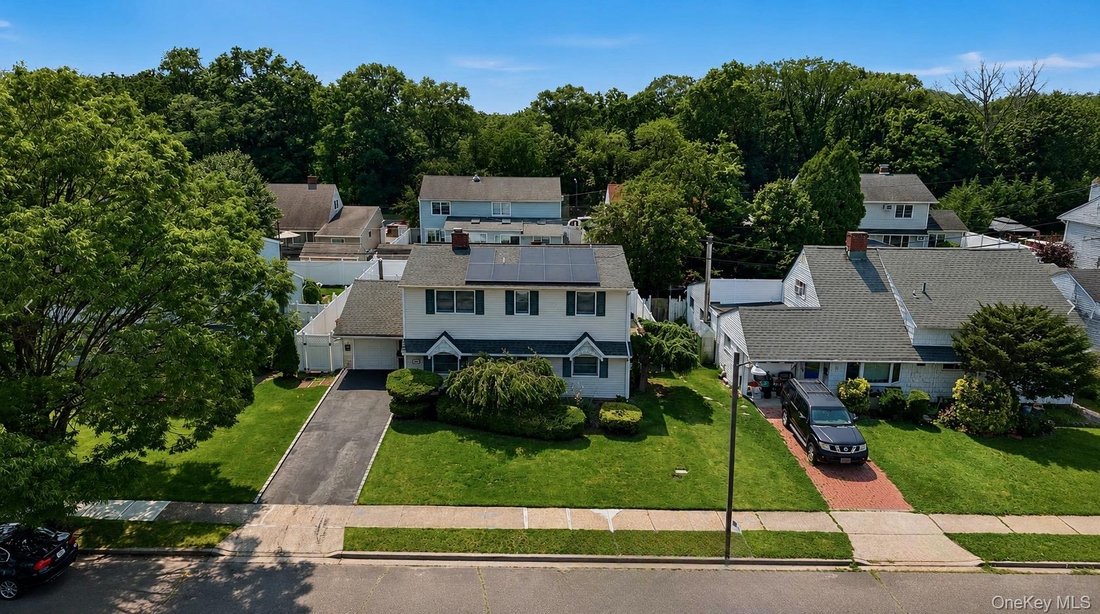 Casa en Hicksville, Nueva York, Estados Unidos 3 - 18830585