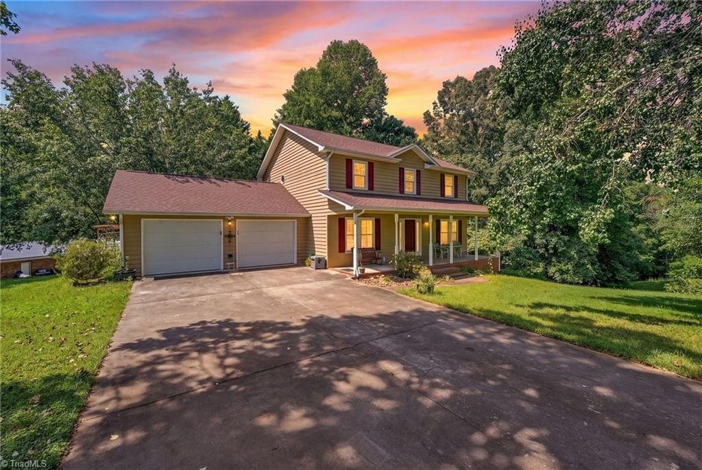 Casa en Wilkesboro, Carolina del Norte, Estados Unidos 1 - 18833025