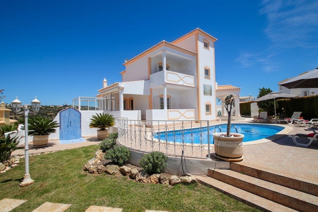 Villa a Olhos de Agua, Algarve, Portogallo 1 - 18834914