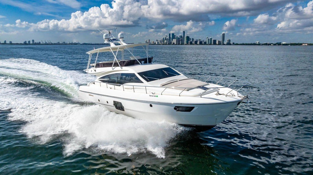 Flybridge in United States 1 - 18761337