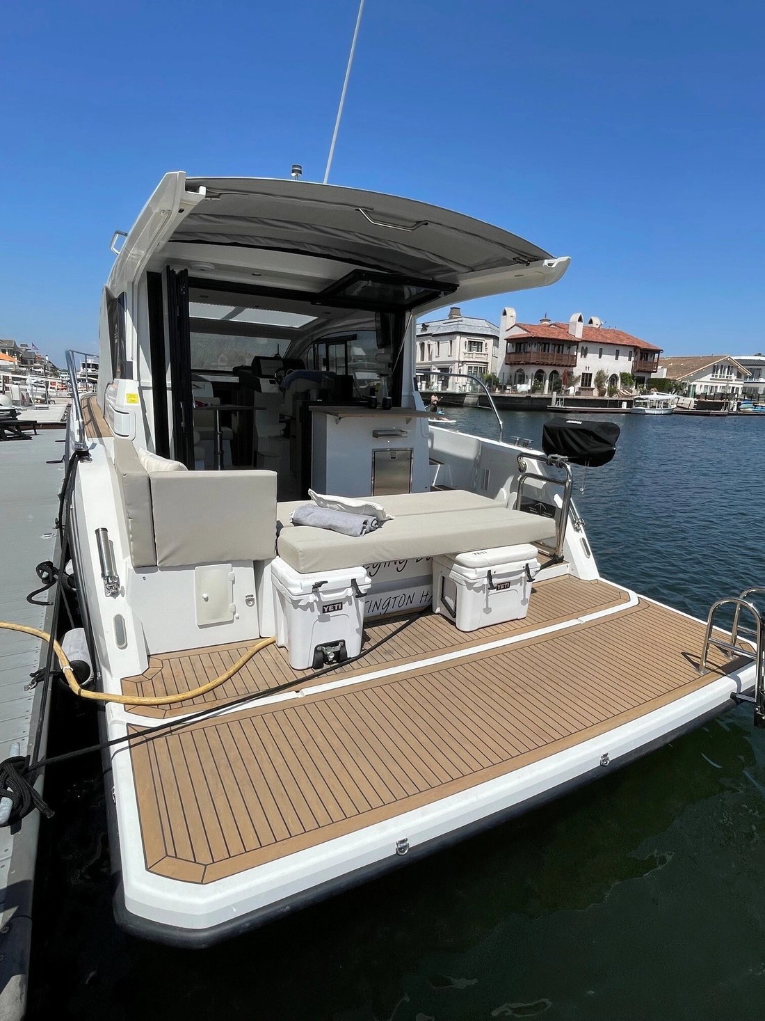 Motor Yacht in United States 5 - 18761344