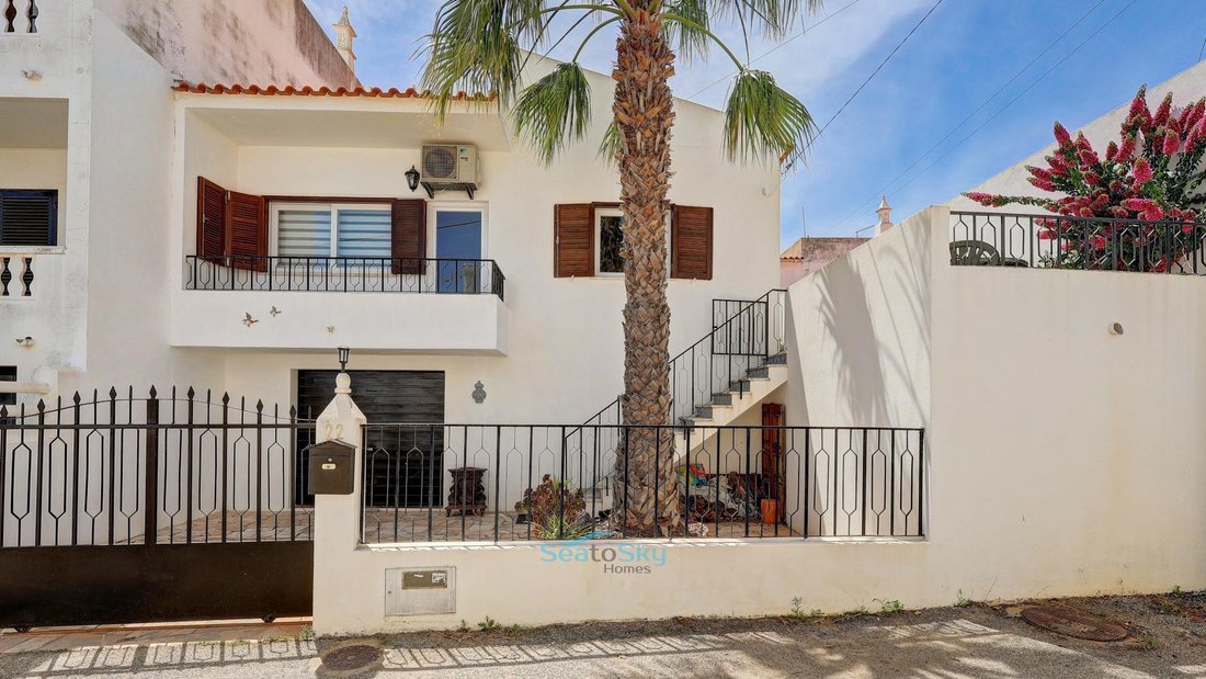 Maison à Alcantarilha, Algarve, Portugal 1 - 18834954