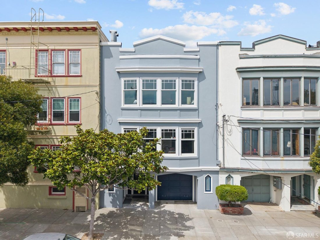 Condo in San Francisco, California, United States 2 - 18832343