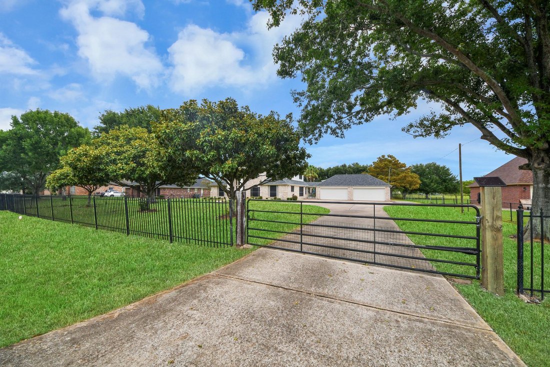 House in La Porte, Texas, United States 2 - 18834011