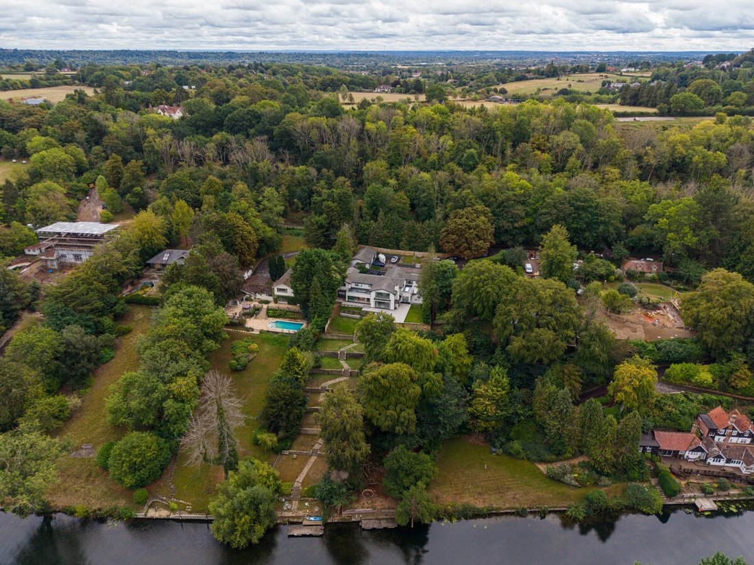 Casa a Cookham, Inghilterra 1 - 18834934