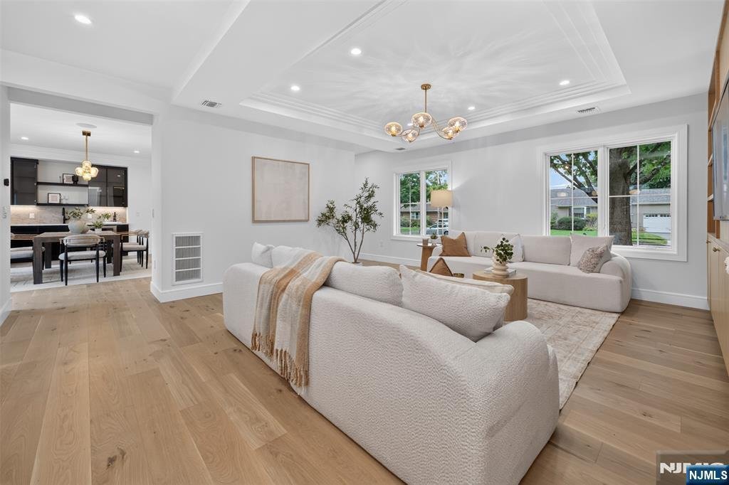 House in Paramus, New Jersey, United States 5 - 18834413