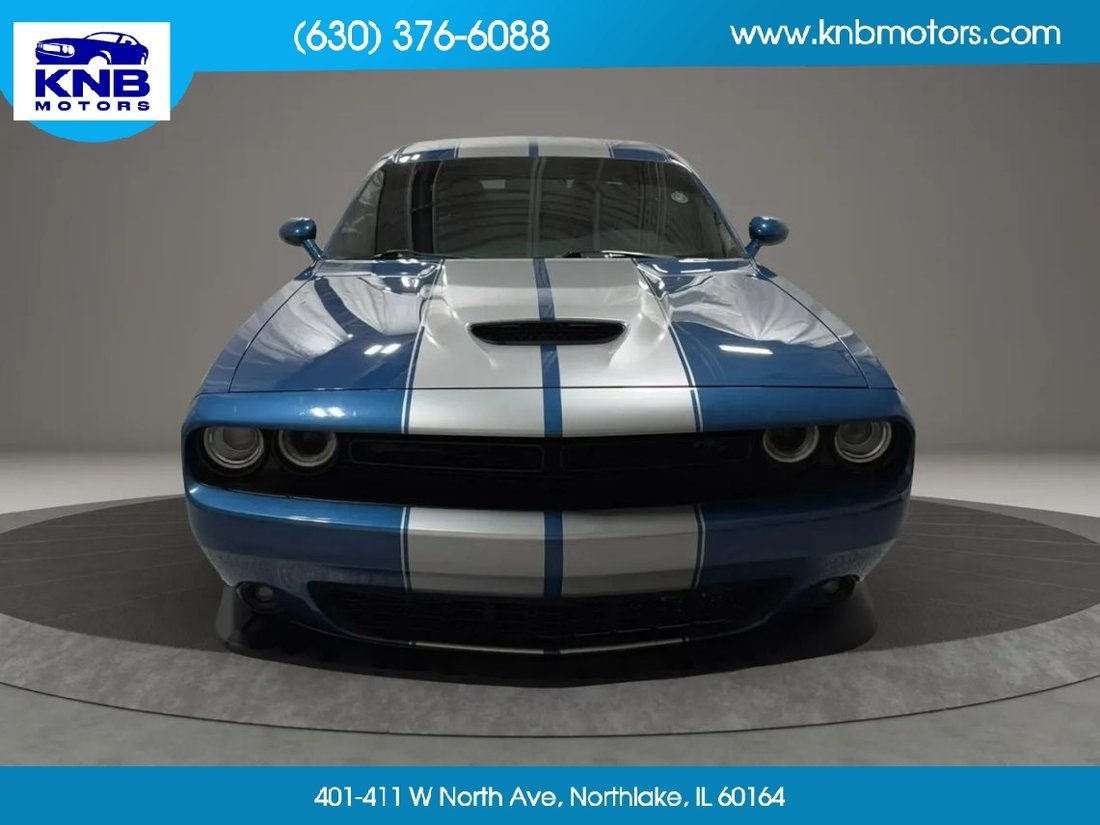 Coupe in Northlake, IL, United States 2 - 18305056