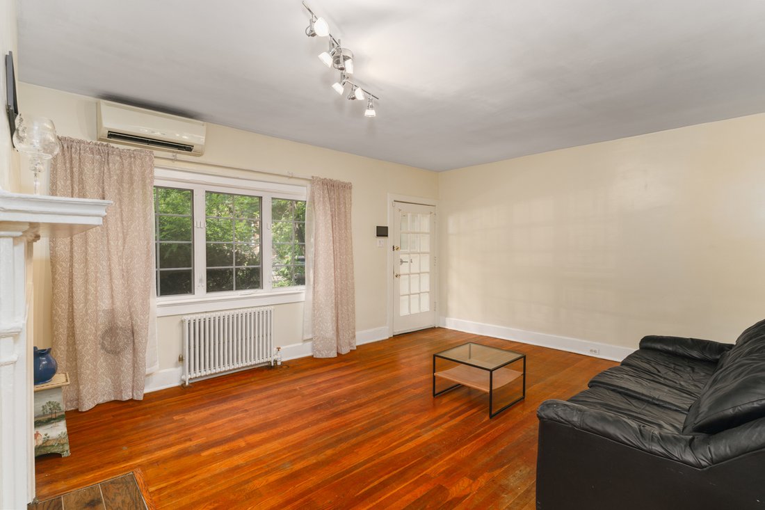House in New York, New York, United States 3 - 18831336