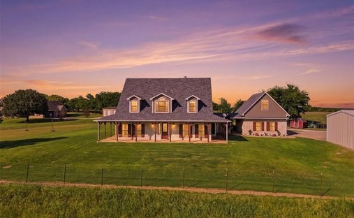 House in Godley, Texas, United States 1
