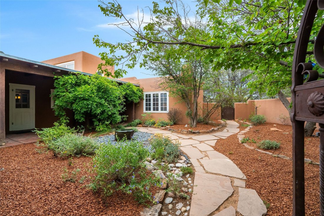 House in Santa Fe, New Mexico, United States 2 - 18831134