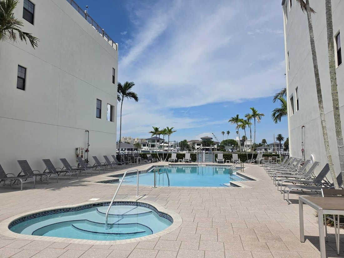 Townhouse in Clearwater, Florida, United States 3 - 18799778