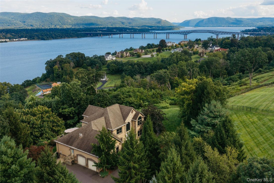 House in Newburgh, New York, United States 2 - 18089547