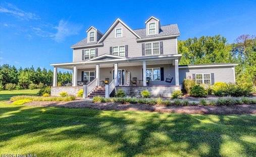 House in Ivanhoe, North Carolina, United States 1