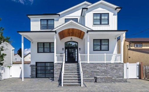 House in Oceanside, New York, United States 1