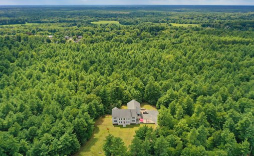 House in Middleborough, Massachusetts, United States 1
