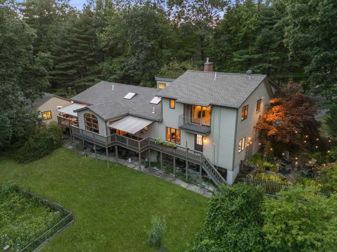 House in Groton, Massachusetts, United States 2 - 18831275