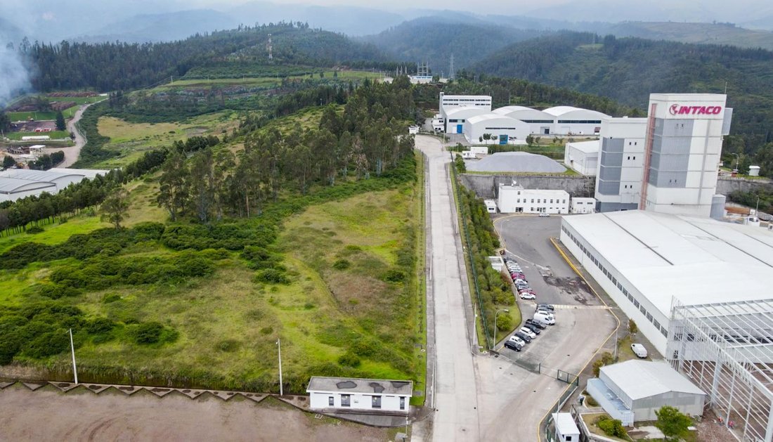 Terreno a Quito, Provincia del Pichincha, Ecuador 5 - 18830549