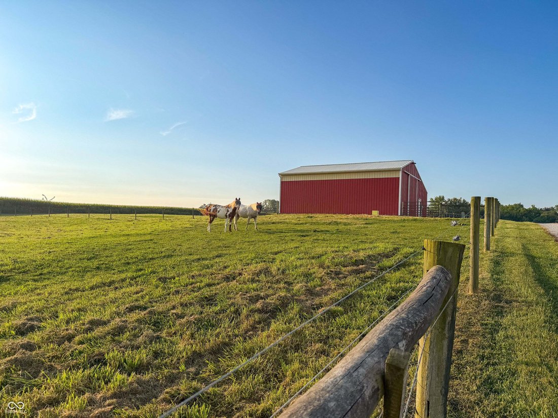 House in Thorntown, Indiana, United States 4 - 18832156